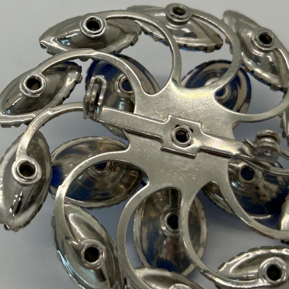 Vintage Blue Cabochon Brooch Rhinestone Floral Acrylic Plastics1940s-1950s Rivet - Picture 10 of 15